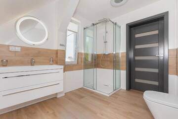 Фото номера Дом с 5 спальнями Дома для отпуска Holiday House Viking by Renters г. Колчево 41