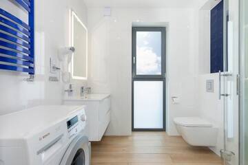 Фото номера Дом с 3 спальнями Комплексы для отдыха с коттеджами/бунгало Holiday House Zefir by Renters г. Колчево 26
